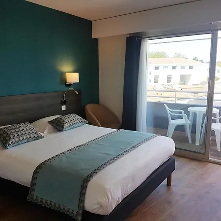 Hotel Le Robinson 3*