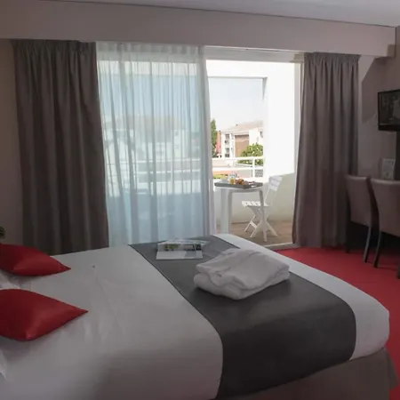 Hotel Le Robinson 3*