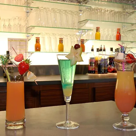 Le Robinson 3* סן ז'אן דה מון