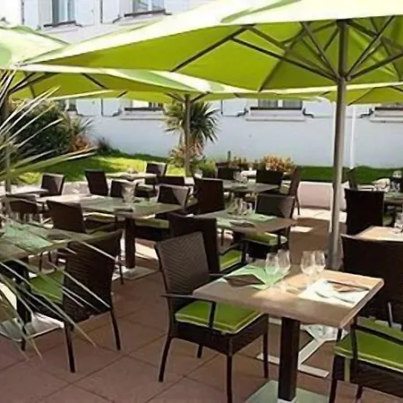 Le Robinson מלון סן ז'אן דה מון