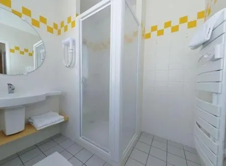 Le Robinson סן ז'אן דה מון